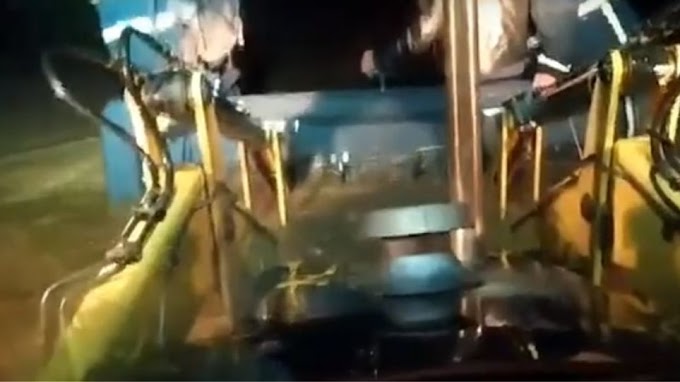  Κακοκαιρία Ιανός: Επιχείρηση της ΕΜΑΚ για απεγκλωβισμό τριμελούς οικογένειας στο Καρποχώρι Σοφάδων