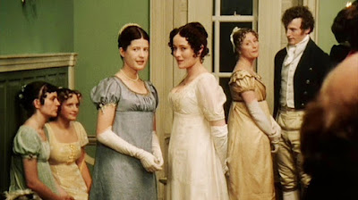 A orelhinha de Darcy ficou queimando aqui.
