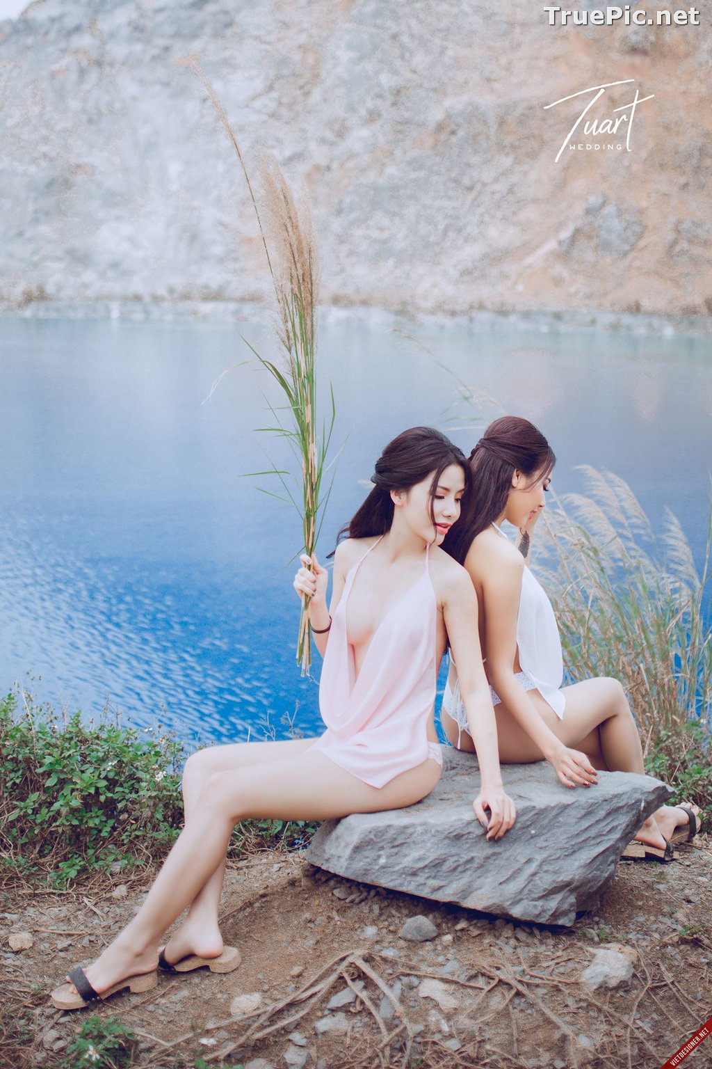 Image Vietnamese Hot Model - Two Sexy Girl In The Valley - TruePic.net - Picture-51