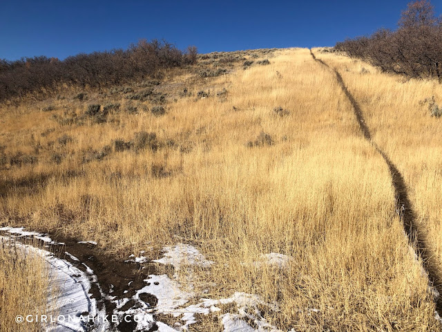 Hiking to Matt's Arch & Meridian Peak