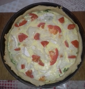 Voici la recette de la quiche bûche de chèvre, tomates et brocolis du blog les recettes de cindy