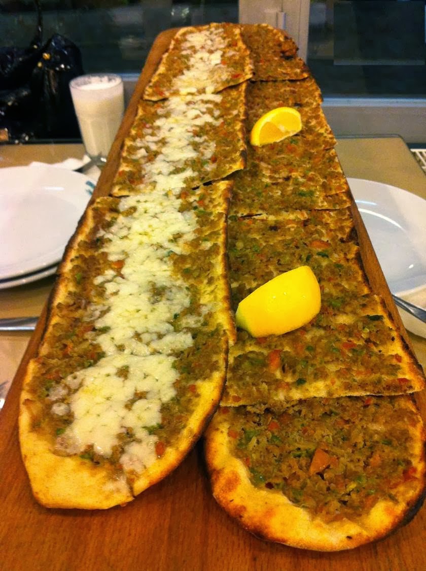 YiyosİciyosYaziyos KONYALILAR ETLİ EKMEK KAZASKER