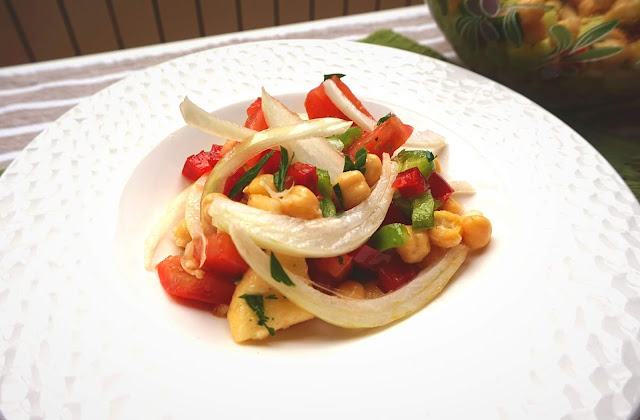 Ensalada fría de garbanzos.