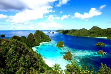 Wisata Alam Indonesia Satu Pulau Mempunyai Pemandangan Indah Raja Ampat