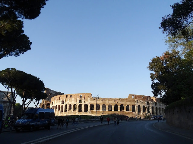 Rom in 3 Tagen plus Insider-Tipps inmitten und abseits der Touristenpfade - https://mammilade.blogspot.de Rom in 3 Tagen plus Insider-Tipps inmitten und abseits der Touristenpfade - https://mammilade.blogspot.de