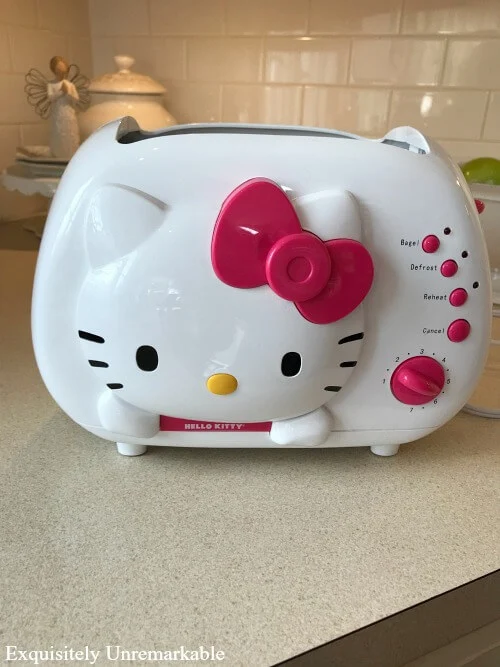 Hello Kitty Toast Exquisitely Unremarkable