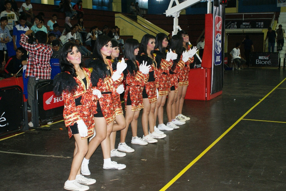 Tim Dance SMK Tri Pelita Bangsa di DBL Banten 2011 SMK