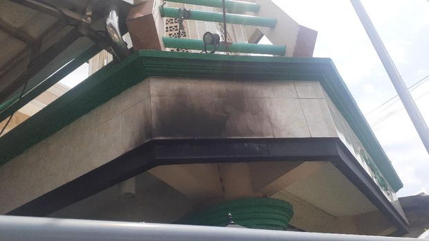 Begini Kondisi Masjid di Cengkareng Usai Pelemparan Molotov Begini Kondisi Masjid di Cengkareng Usai Pelemparan Molotov