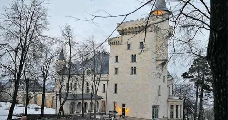 Замок В Грязях Галкина Фото Внутри