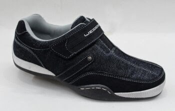 полуботинки kenka 33 черный. 33. Caprice дутики белые серебряные. T taccardi сандали женские бело сине красный. бoты caprice 38 размер артикул 3203919.