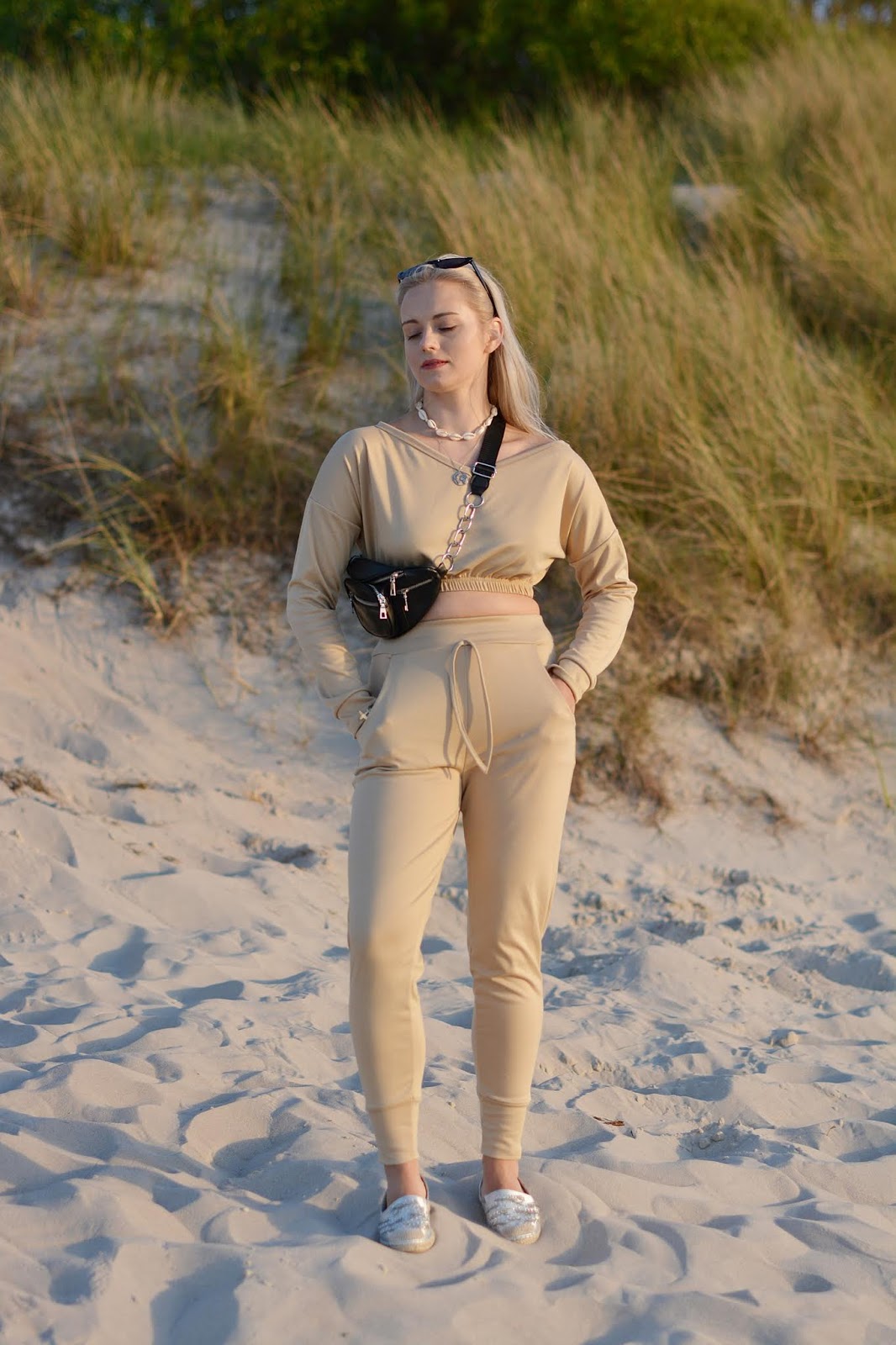 camel_crop_jumper_loungewear_set.JPG