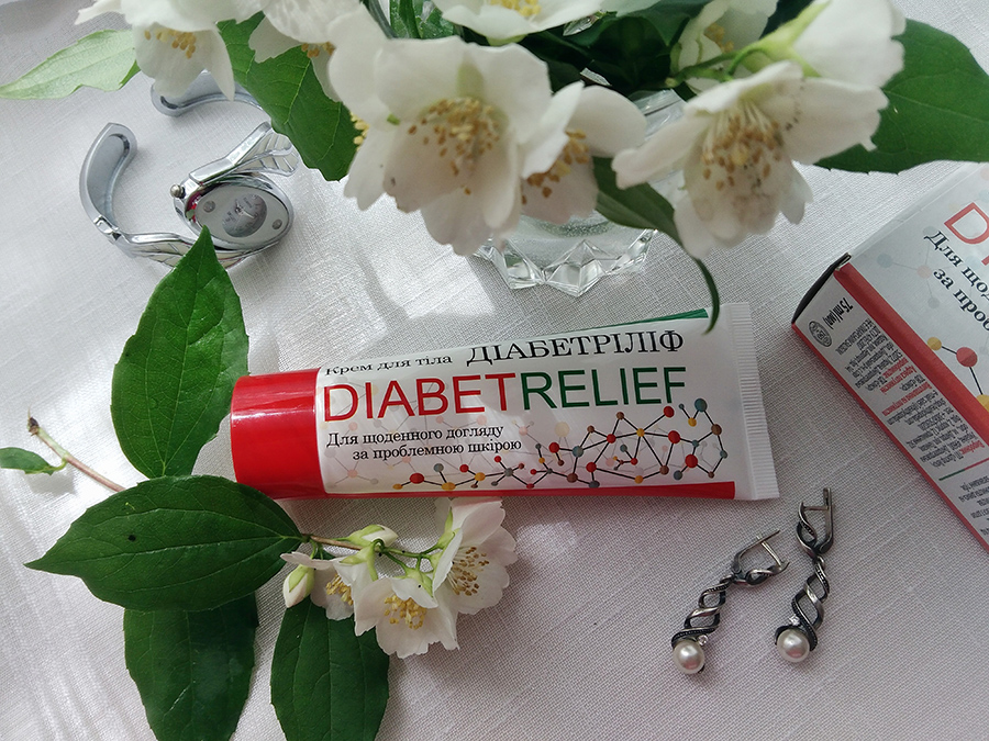 Крем для пересушенной кожи. Крем кристина эластин коллаген. Avene cleanance крем. Cerave крем-гель для сухой кожи. Ля рош позе effaclar h creme lavante hydratante dermo-apaisante.