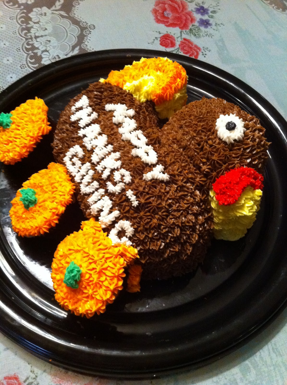 Love Dem Goodies: Turkey Cake on Pumpkin Wheels with Buttercream Icing