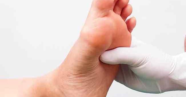 سبب تنميل الرجل عند سماع الرقيه