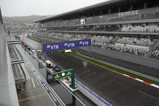 Norris gana la pole en un lluvioso GP de Rusia