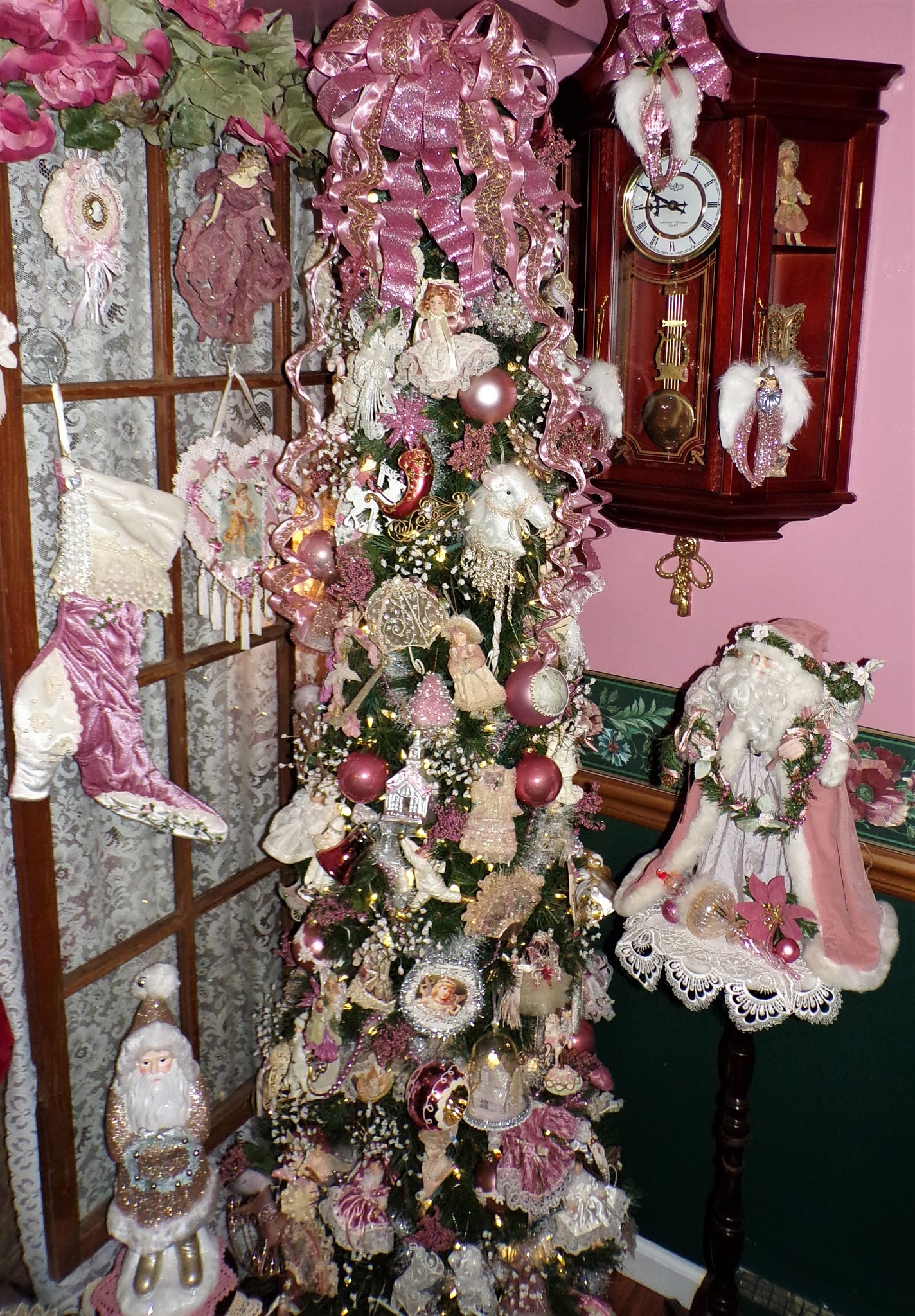 Pink Victorian Christmas Decorations 