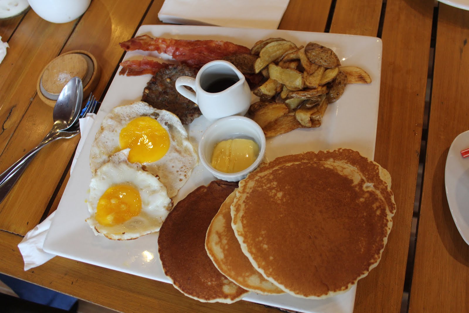 Stay, Stray, Play and Feast Jack’s Blue Plate Diner Big American