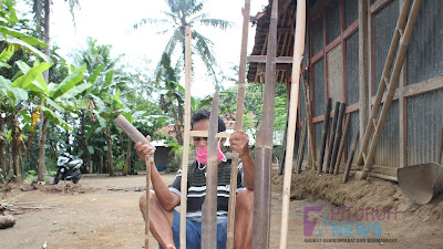 Dampak Covid-19, Salah Satu Pengrajin Angklung Menjerit
