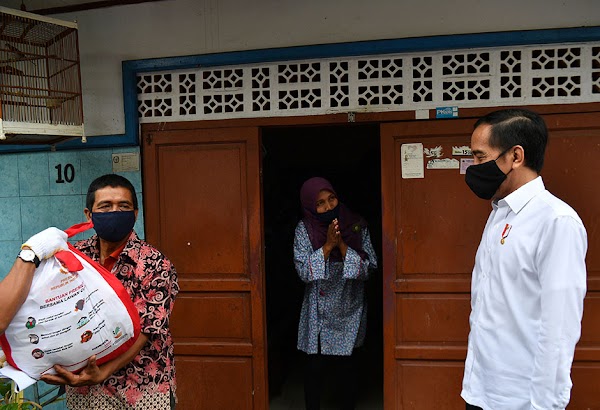 Jokowi: Kunci Pengendalian Corona Ada di Tingkat RT/RW