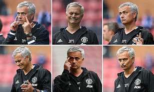 IMG 0002 Jose Mourinho's many faces in first Man U game- a 2-1 win over Wigan (Photos)