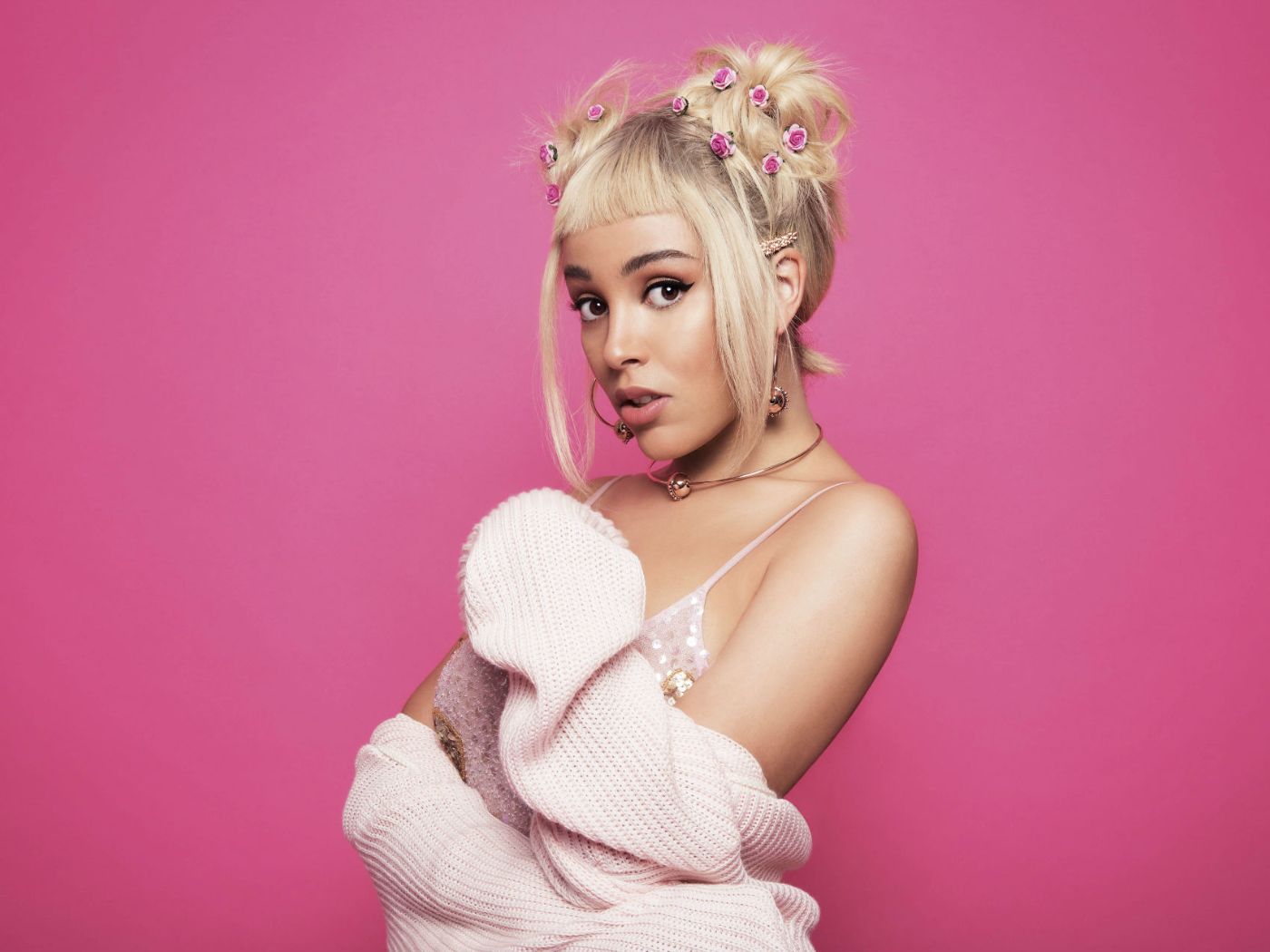 Doja Cat conquista seu primeiro Top 10 na Hot 100 americana com o hit "...