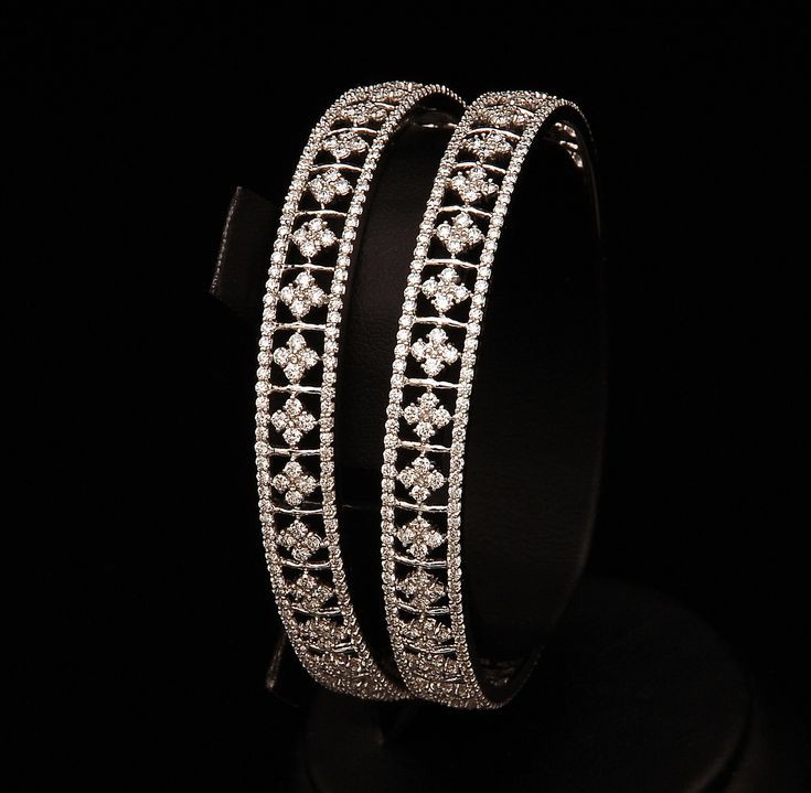 Latest diamond bangles design Clearance