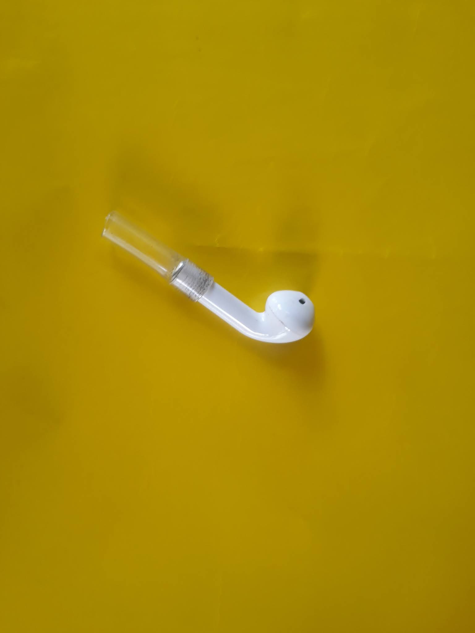 COMO CARGAR AURICULARES BLUETOOTH SIN LA