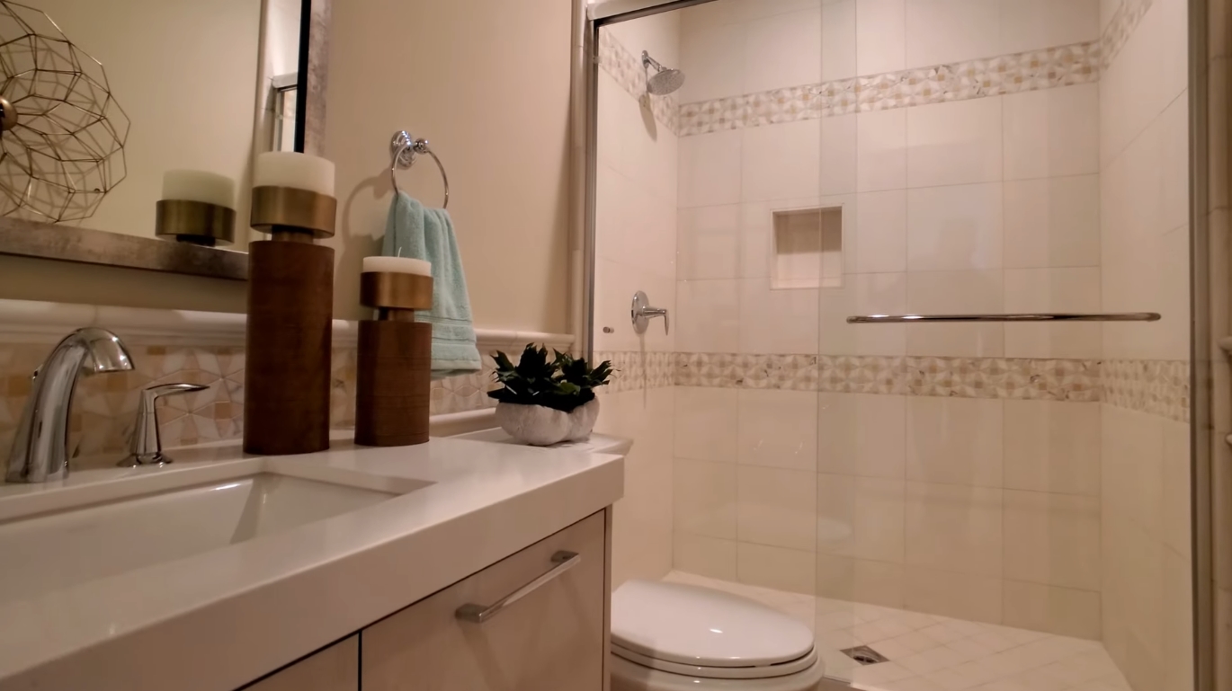 28 Photos vs. Model Home for Sale | Luxury Home in Santa Clarita, CA vs. Interior Design Tour