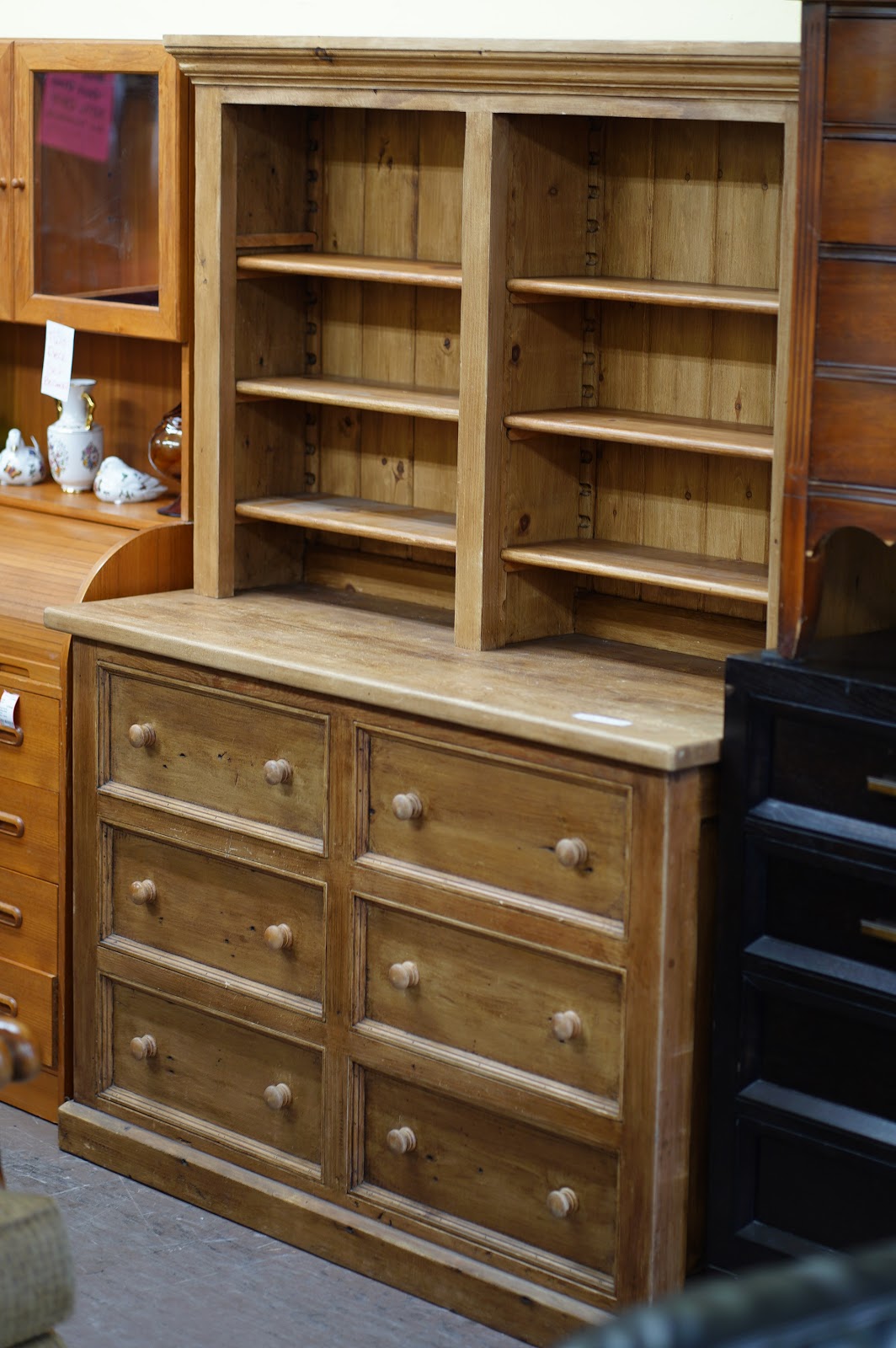 UHURU FURNITURE & COLLECTIBLES **SOLD** 97922 Mexican Pine 2Piece 22