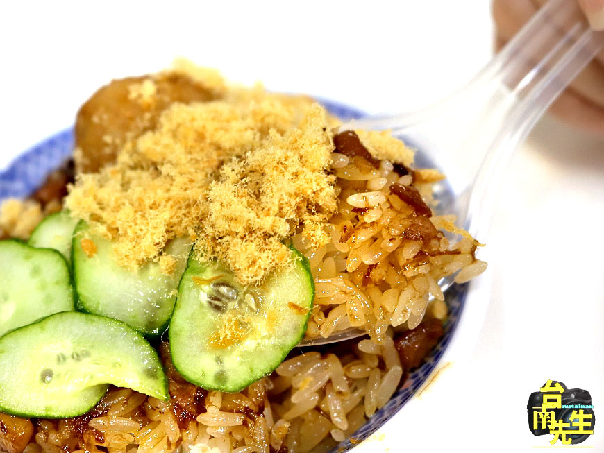 台南米糕/連王建民都愛吃/70多年老店傳統古早味/在地人從小吃到大/老饕最愛道地台南味/每週六早上限量販售隱藏版油飯