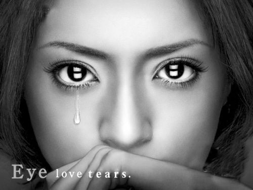 眼淚的真相...為什麼會哭?