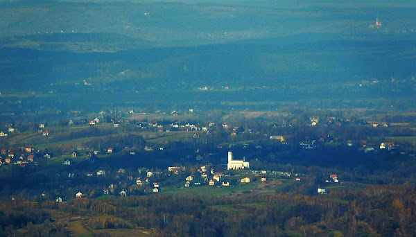 Kościół św. Piotra i Pawła w Leńczach.