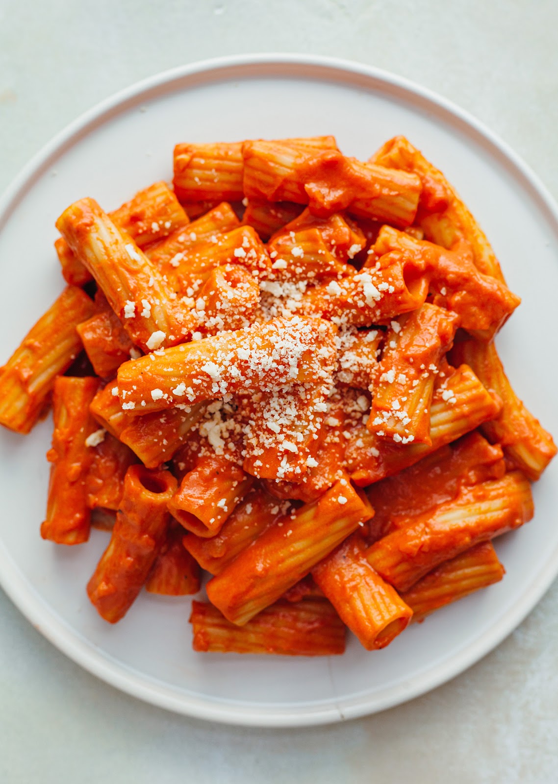 HOW TO MAKE VODKA RIGATONI