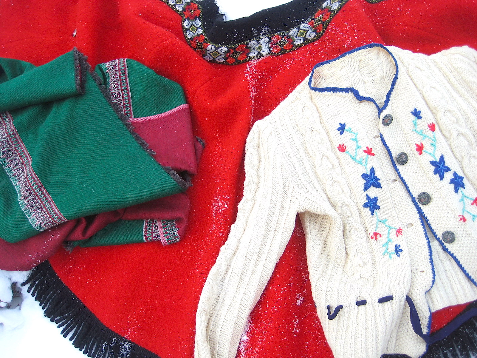 bahnwärterhäuschen modish matrons / february / folk art