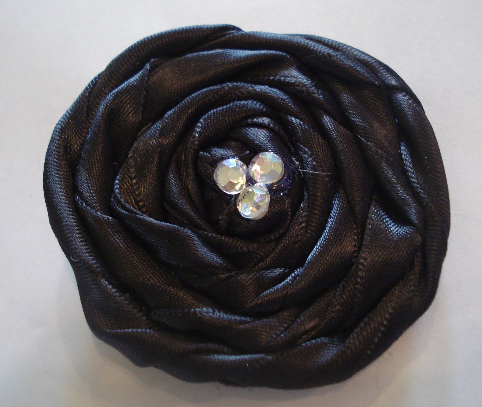 Anena's Roses ROLLED RIBBON ROSES!