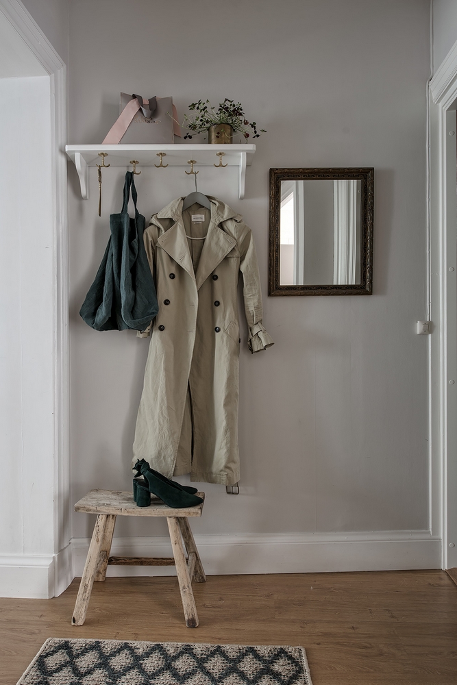 51 Inspirational Red Kitchens With Tips & Accessories To Help You Design Yours