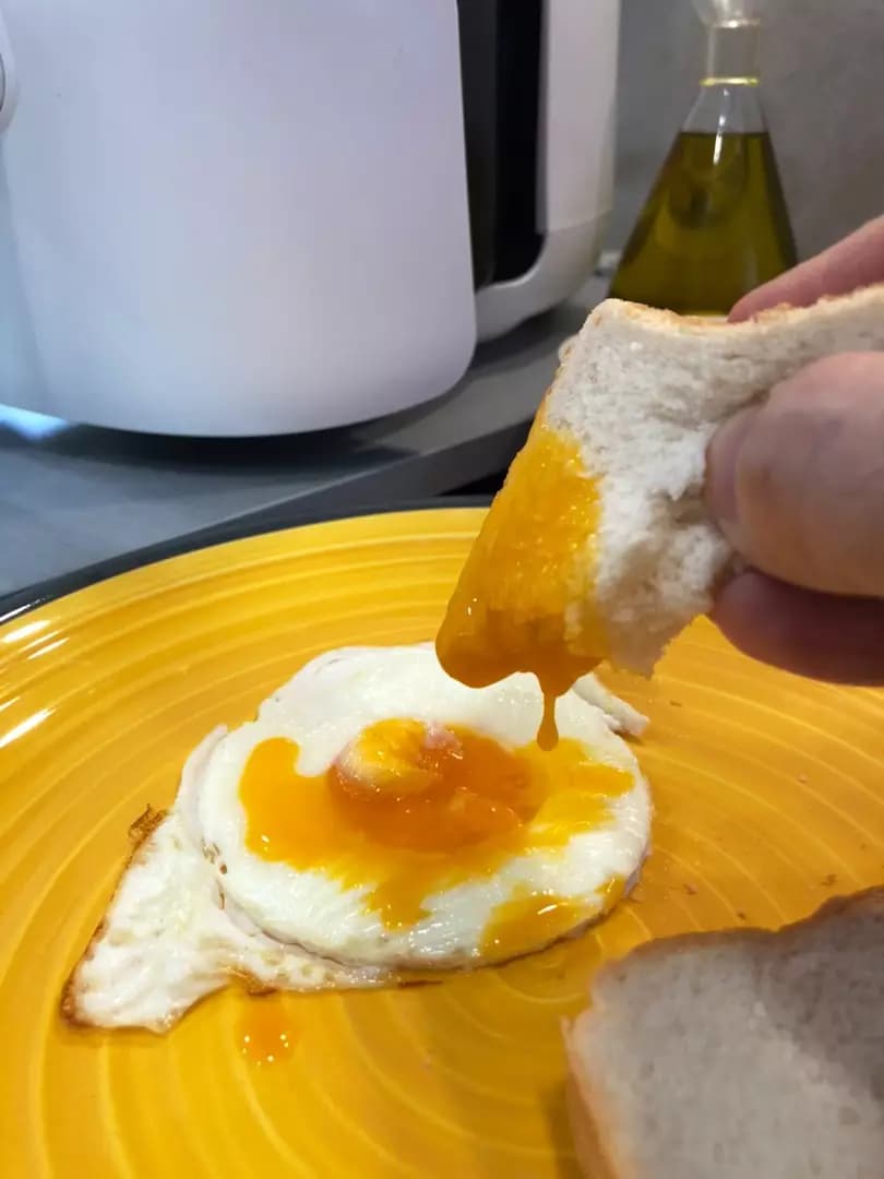 Huevo frito sin aceite en freidora de aire Cecofry Deluxe Dos Rombos en la Cocina Recetas Huevo frito sin aceite en freidora de aire Cecofry Deluxe Dos Rombos en la Cocina Recetas