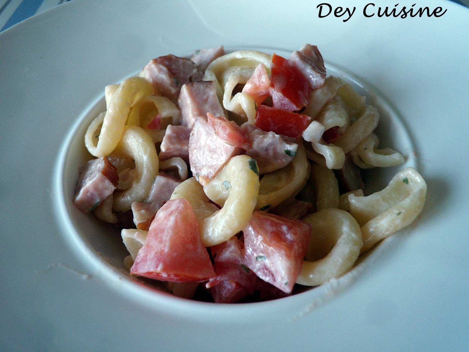 Dey cuisine Salade de pâtes & saucisse fumée