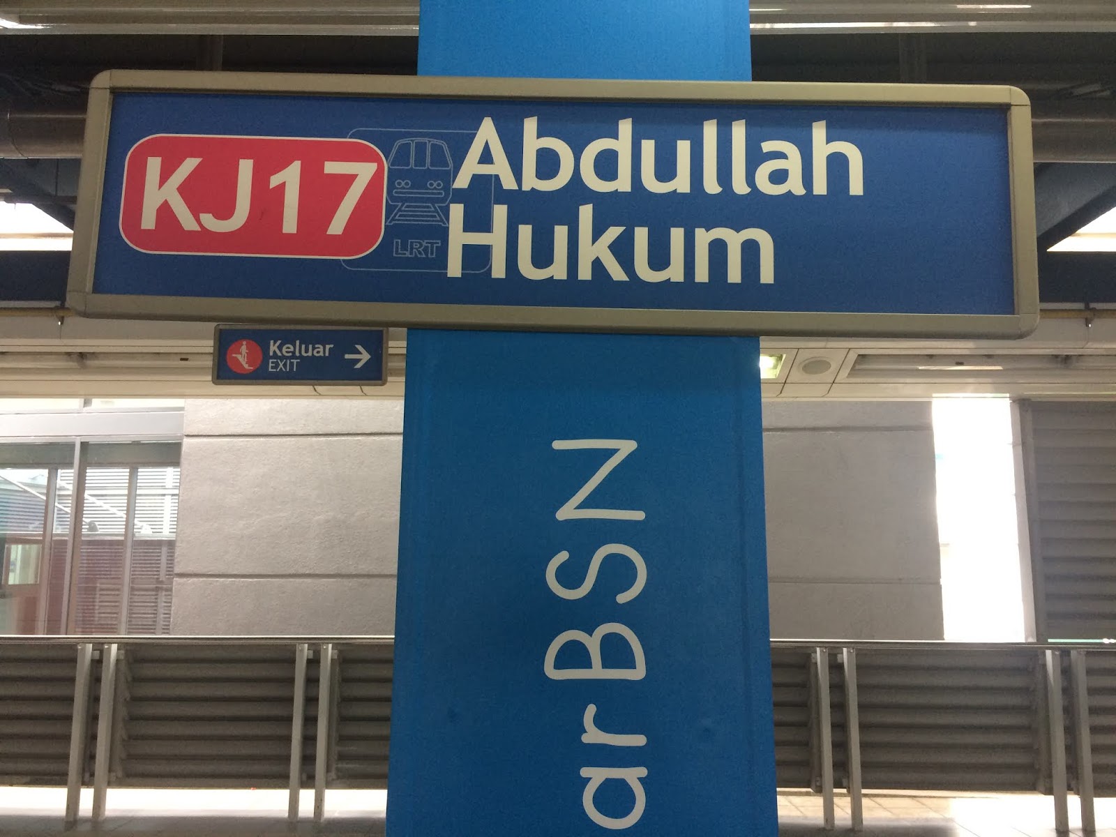 Kuala Lumpur Walk Pics  Kuala Lumpur LRT Abdullah Hukum Station