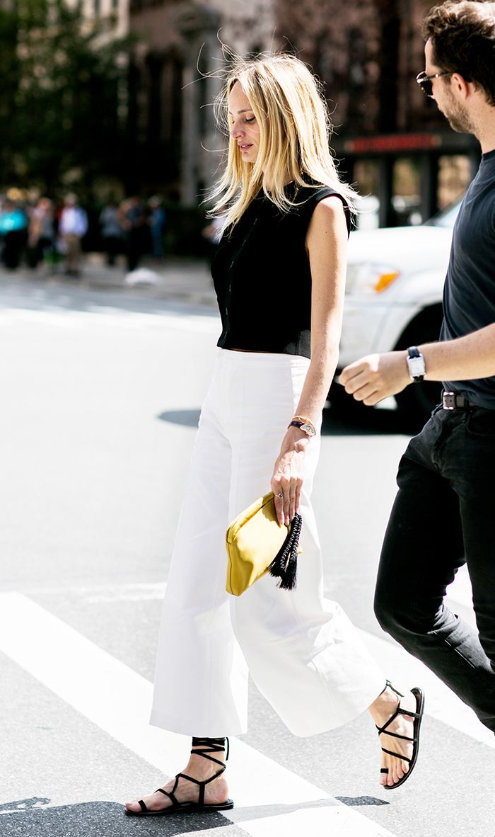 This Black and White Summer Outfit Is the Epitome of Chic