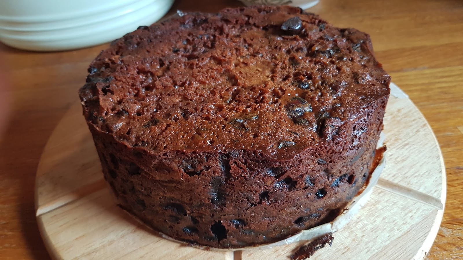 Late to bake your Christmas cake? Try this easy last minute recipe.