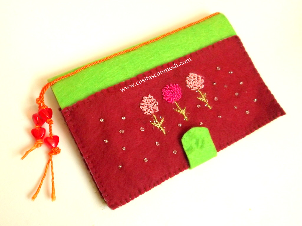Como hacer cartera de fieltro paso a paso ~