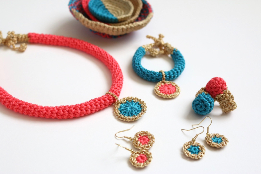 All That Glitters is Gold Jewellery Set