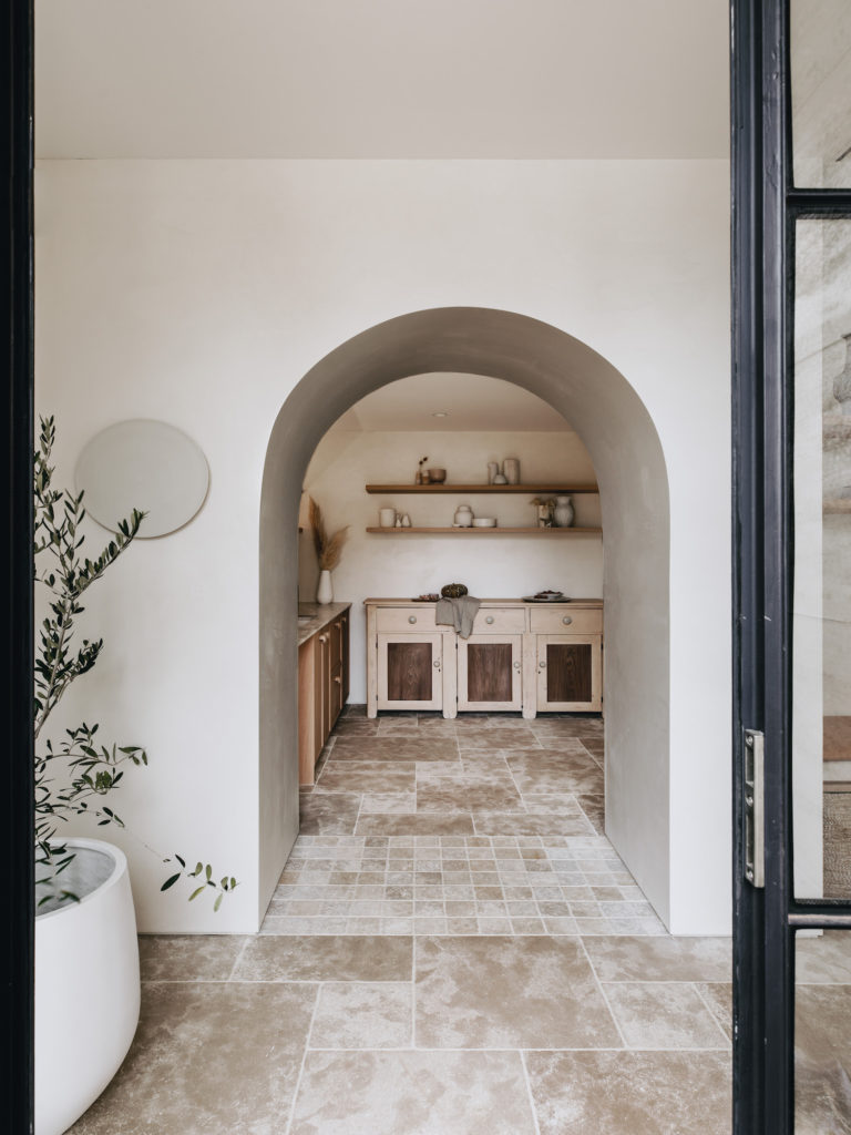 Décor Inspiration: A Tuscan-Inspired Pavilion in South Australia