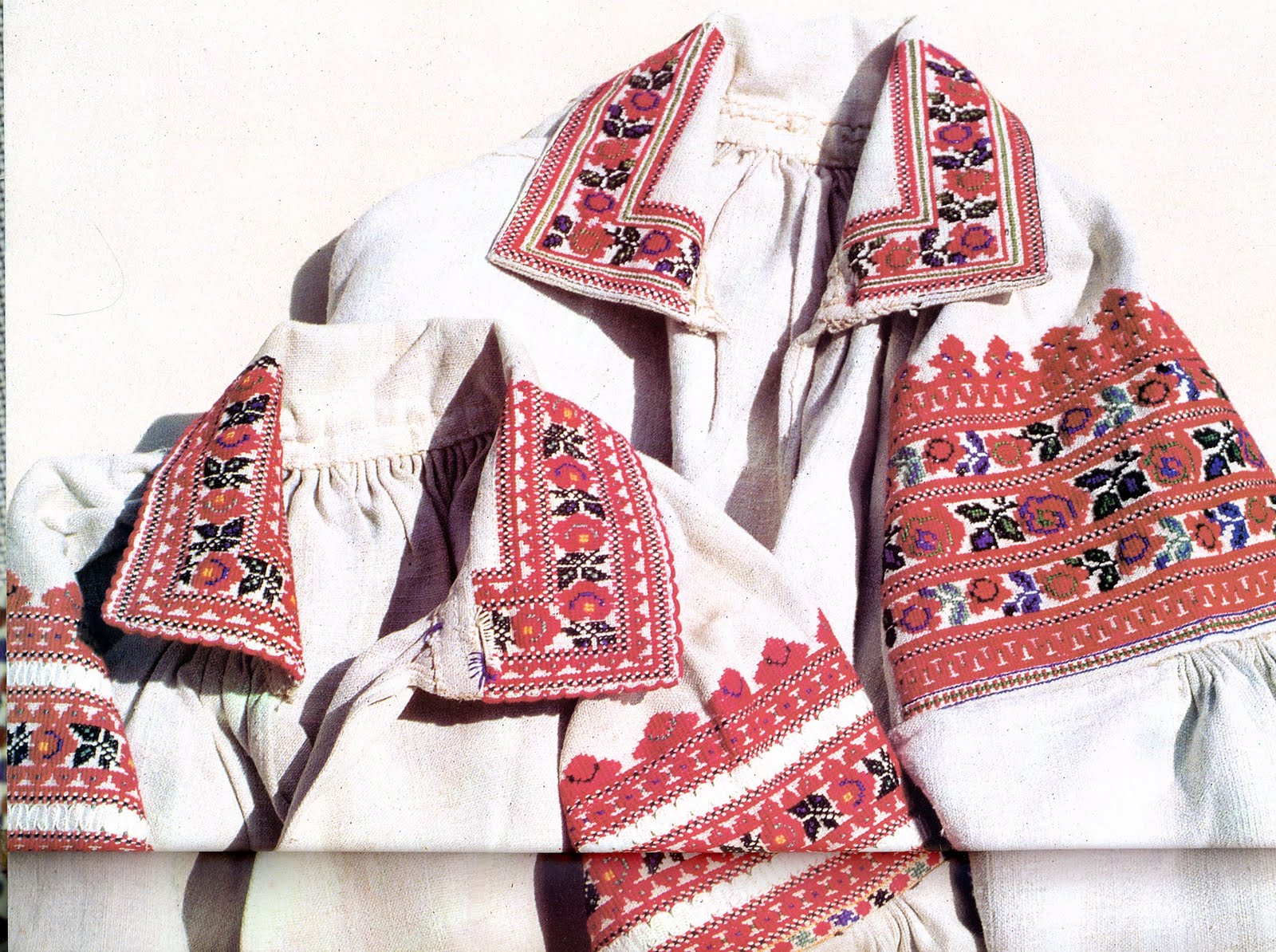 FolkCostume&Embroidery: Embroidery of Horodok County, Halychyna, Ukraine
