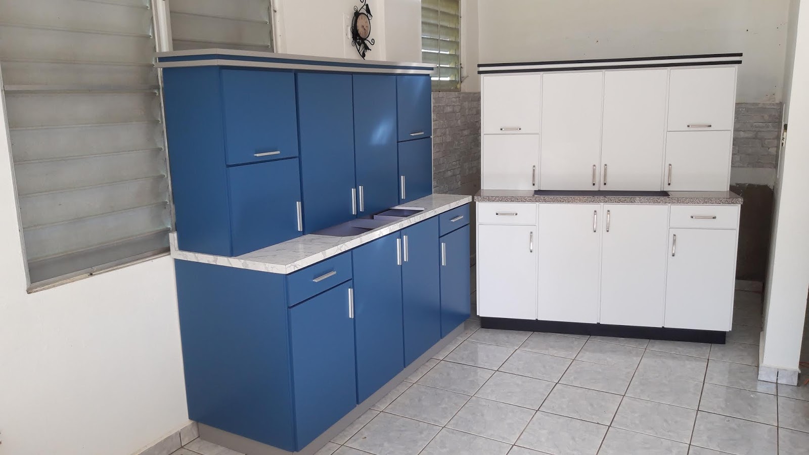 Gabinete 5`pies : Color blanco en pvc