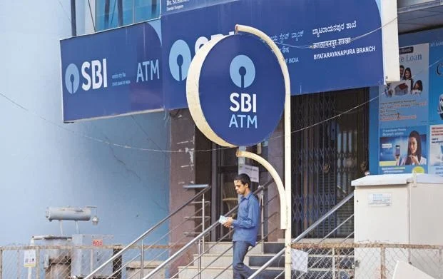 Comparison of Gold Loan Interest Rates by SBI and Other Banks