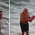 « Un spectacle hors du commun » Cette maman accouche de son bébé dans la mer devant tout le monde
