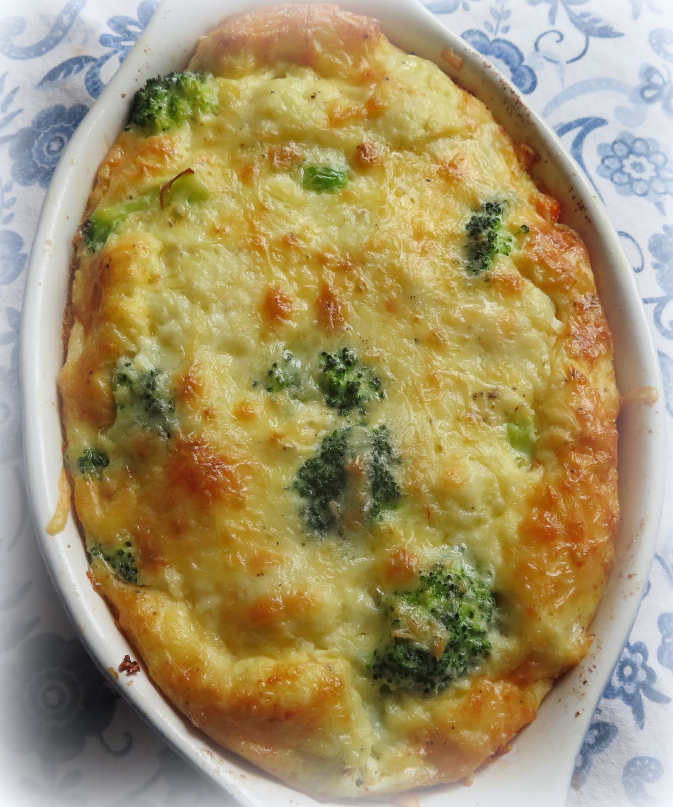 Crustless Veggie Quiche | The English Kitchen