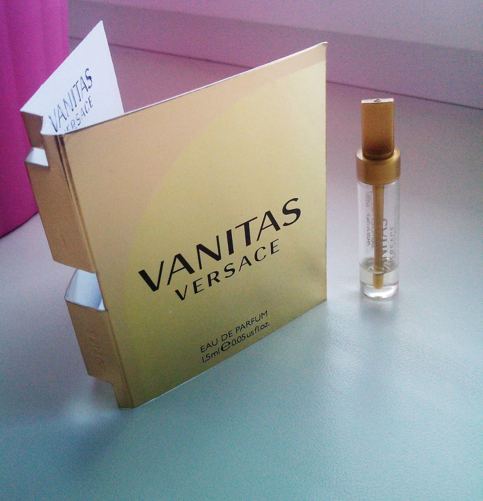 Vanitas Versace eau de parfum, light and fresh fragrance for everyone